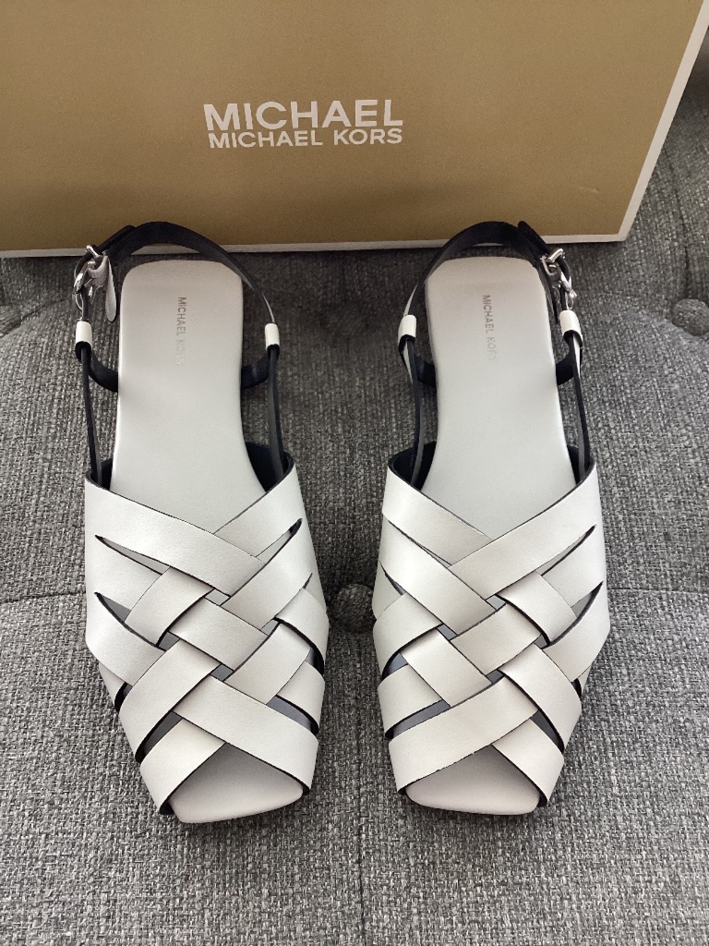 Michael Kors Michael Michael Kors Irene Slingback Leather Flats, size 9 - Picture 1 of 9